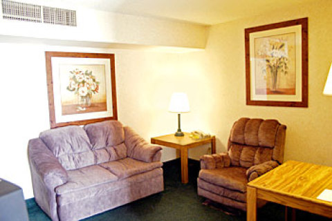 Best Western Sally Port Inn And Suites