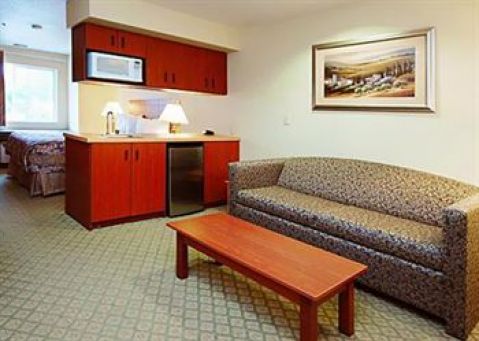Quality Inn and Suites/ Santa Rosa Wine Country