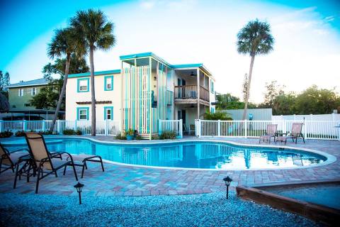 Siesta Key Florida Island Condo with Pool