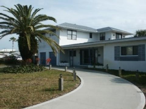 Charming, Quiet Oceanview Home - Vacation Rental in Satellite Beach