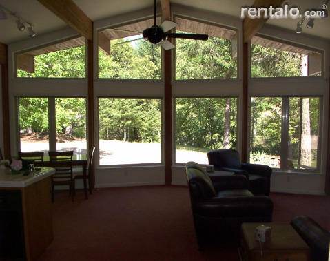 Shasta Lake Vacation Rental | The Creekside Cabin on 80 ...