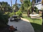 Tropical Paradise Getaway-Peggy's Place in South P vacation rentals