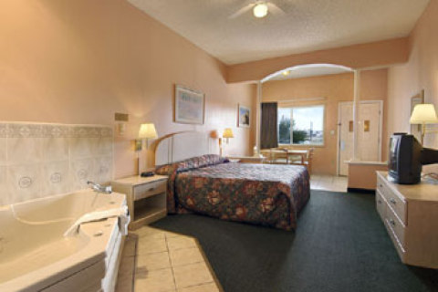 South Padre Island Hotel | Travelodge South Padre Island