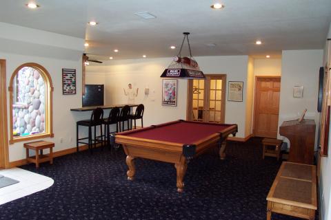 60 Ft. GAME ROOM WITH 70 