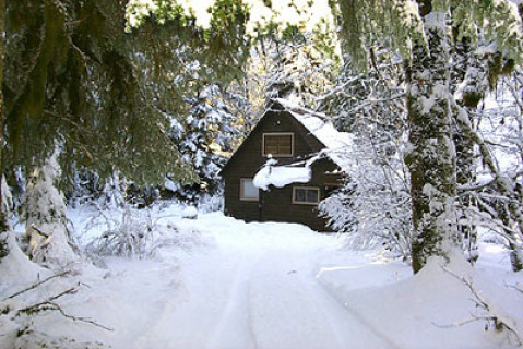 Stevens Pass Chalet Foss River Lodge