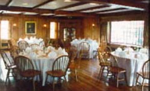 Publick House Inn And Lodge