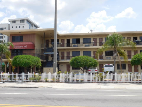 University Inn - Hotel in Tampa