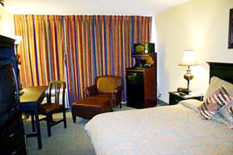 Clarion Hotel and Conference Center near Busch Gar