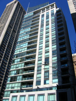 2 Bdrm Luxury Condo Qwest Q1220 - Vacation Rental in Toronto