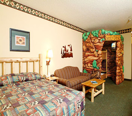 great wolf lodge traverse city local phone number