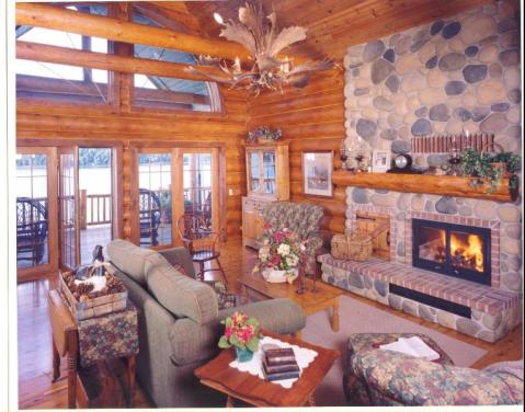 Deluxe Log Lakeside Vacation Rental LLC - Vacation Rental in Wautoma