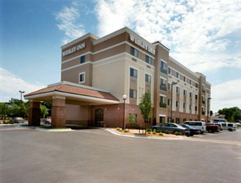 Wichita Hotels 365773 436074l